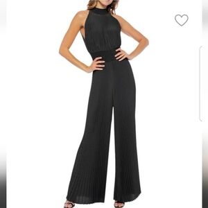 MARINA Elegant Black Pleated Jumpsuit